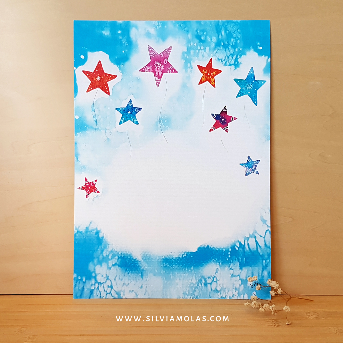 Làmina A4 amb text personalitzat “Fons Estels Cel”