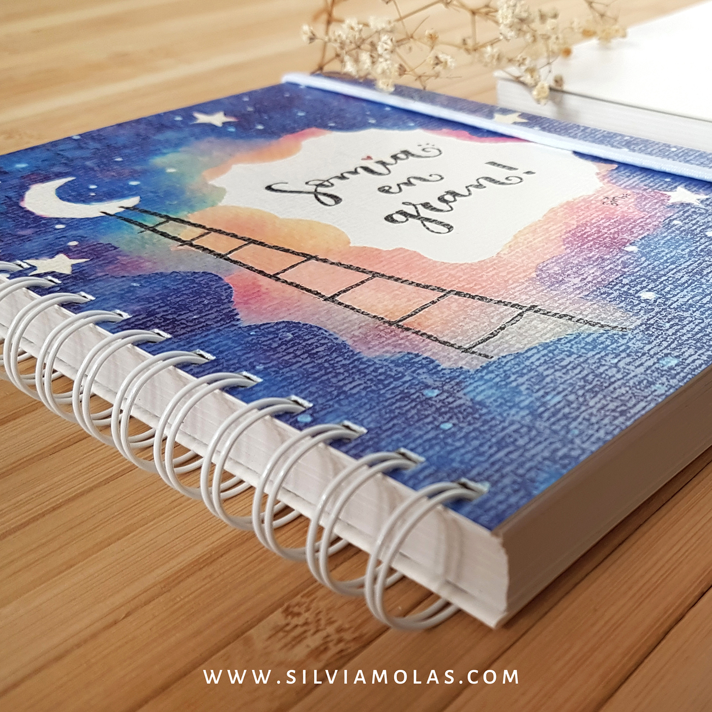 Libreta_A5_SomiaEn_Foto3-TRADUIDA Llibreta A5 (15x21 cm) “Somia en gran”